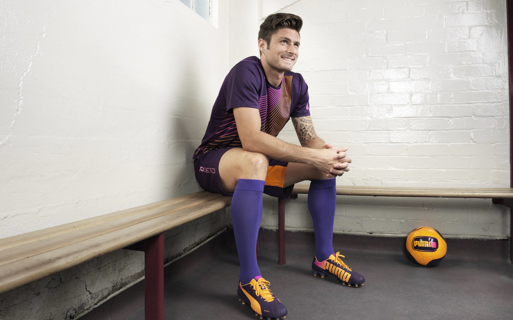 南美智慧破解欧陆防线，秘鲁战术压制尼斯，卢卡库化身关键先生定乾坤